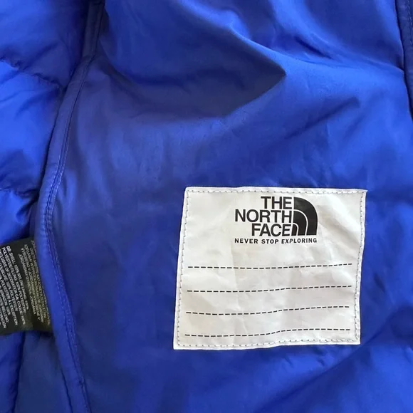 The North Face Thermoball Hooded
Insulated Jacket Boys Medium New Without Tags! - Picture 13 of 16